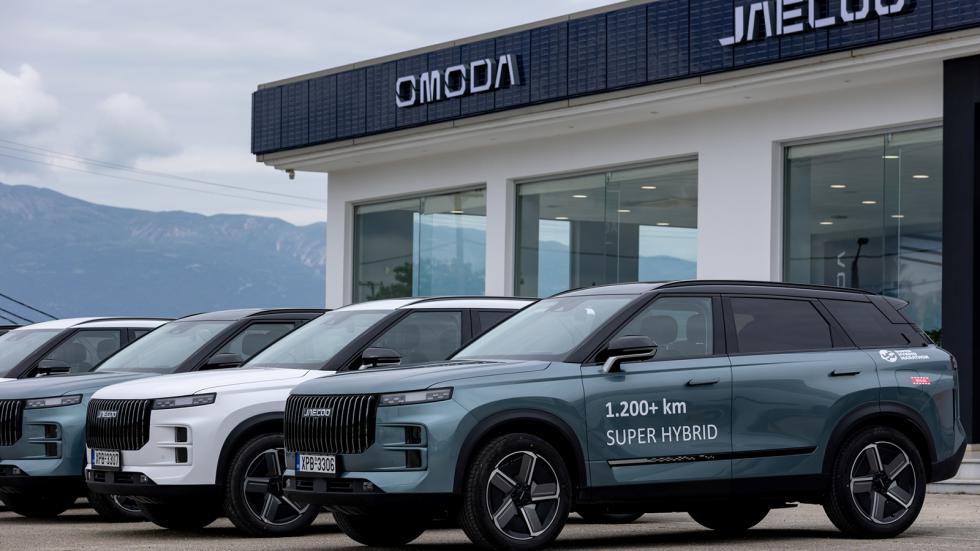 Άνοιξαν οι πρώτες εκθέσεις των Omoda και Jaecoo στην Ελλάδα